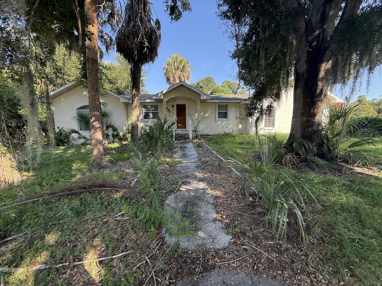965 Palmetto Dr, Safety Harbor, FL 34695